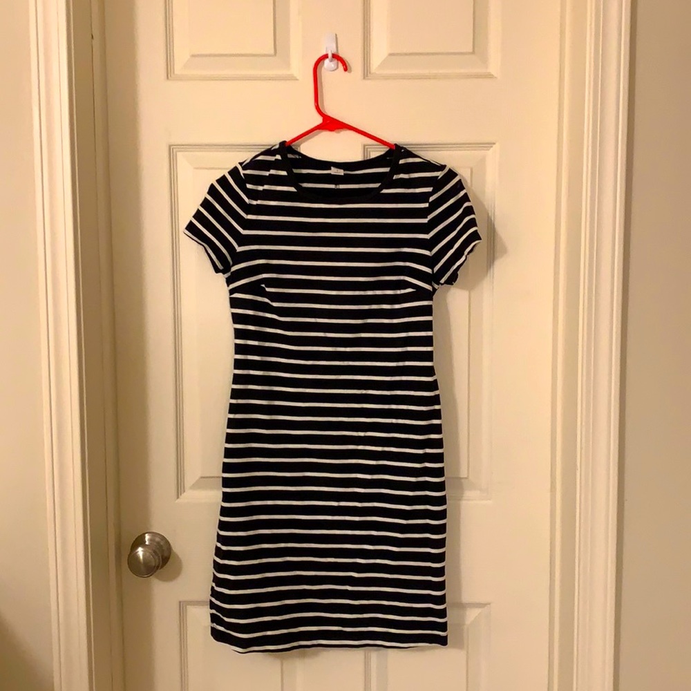 Black and white striped summer dress old navy size small